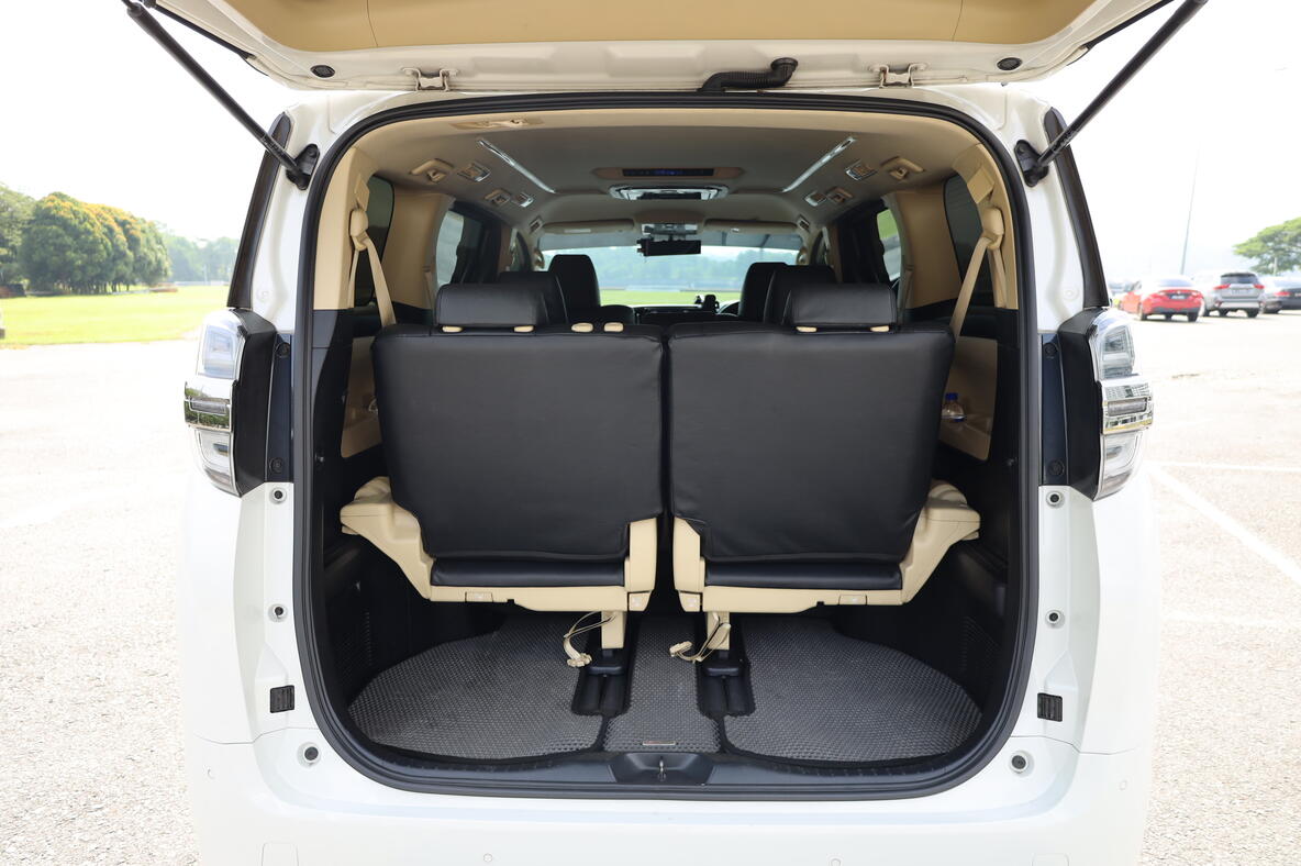 Toyota Vellfire / Alphard