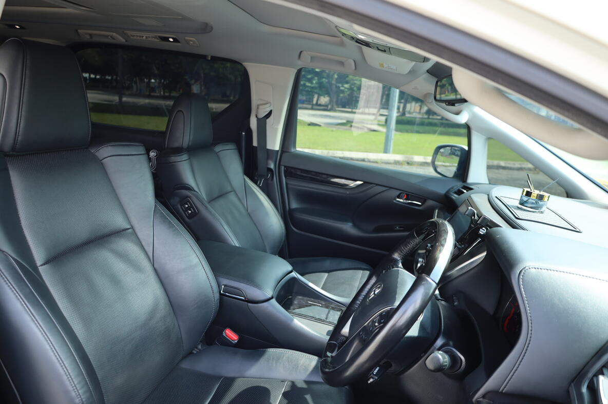 Toyota Vellfire / Alphard