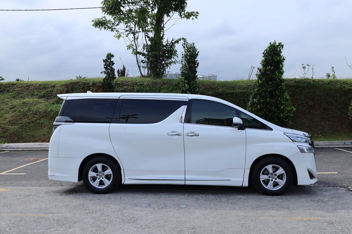 Toyota Vellfire / Alphard