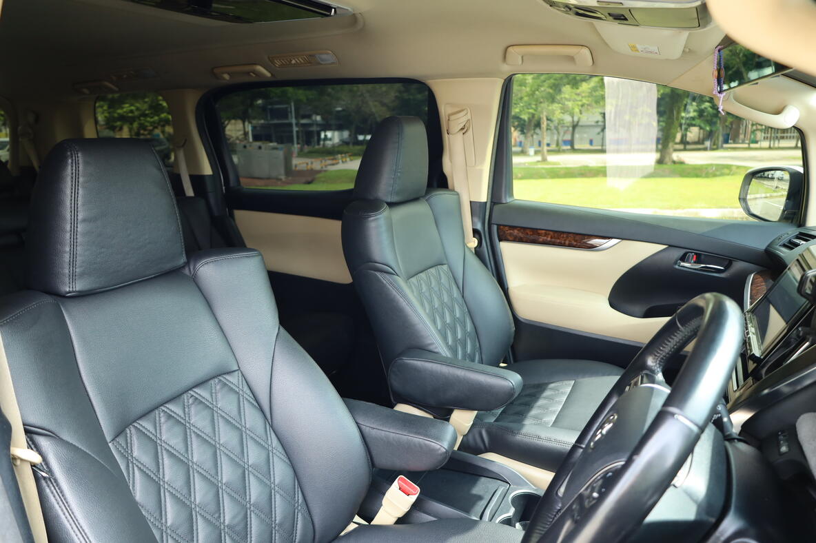 Toyota Vellfire / Alphard