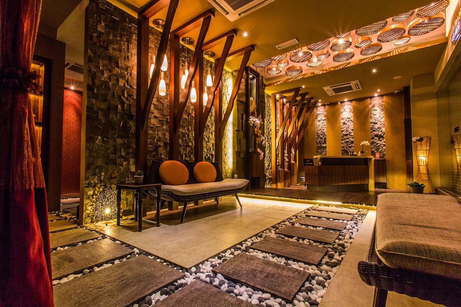 Scents & Senses A Touch of Thai